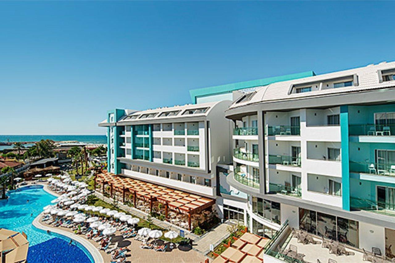 Sea Shell Resort & Spa Side Exterior photo