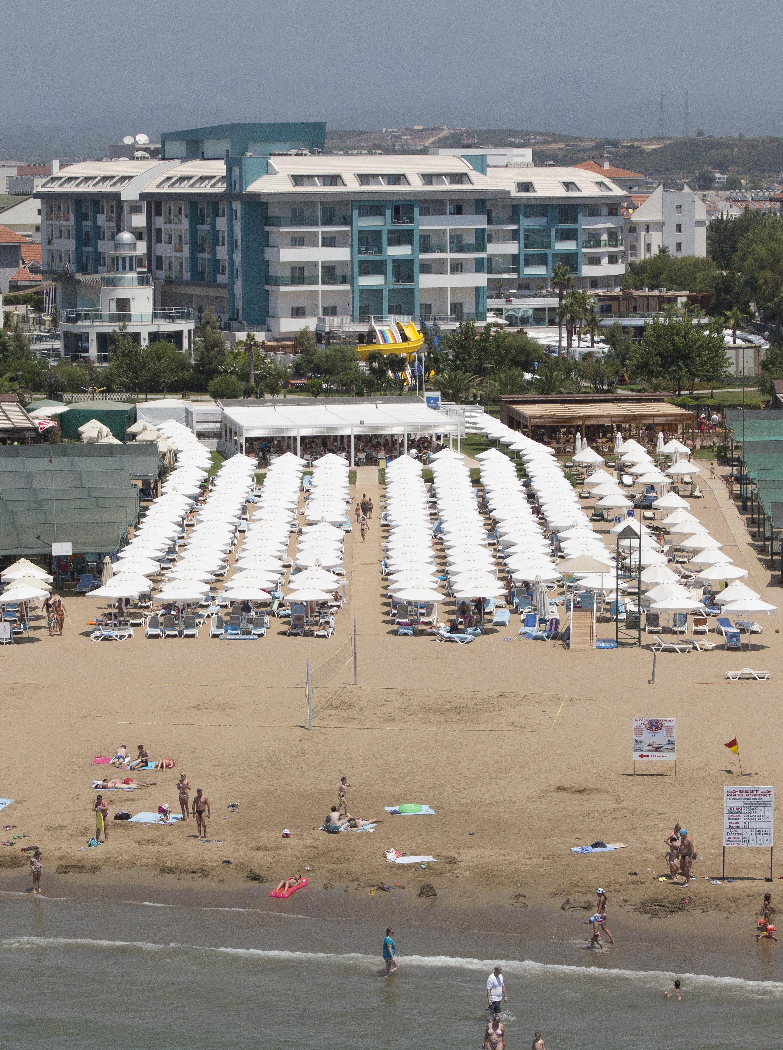 Sea Shell Resort & Spa Side Exterior photo